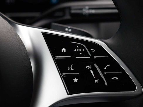 New 2026 Mercedes-Benz GLC 300 GLC 300 image 26