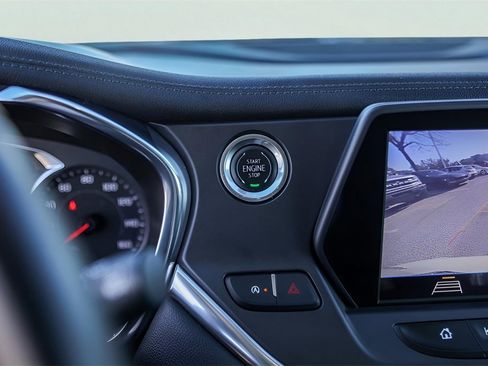 Used 2020 Chevrolet Blazer LT image 21