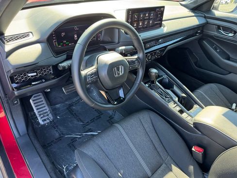 Used 2023 Honda Accord Sport image 12