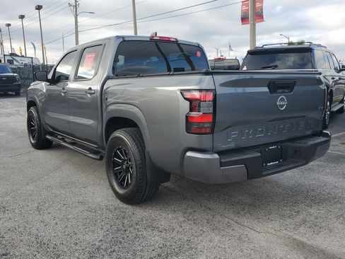 Certified 2024 Nissan Frontier SV w/ Technology Package image 7