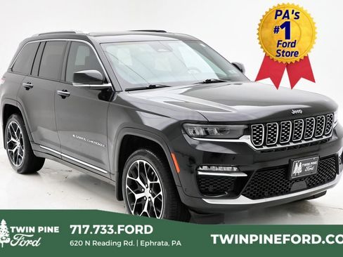 Used 2022 Jeep Grand Cherokee Summit image 1