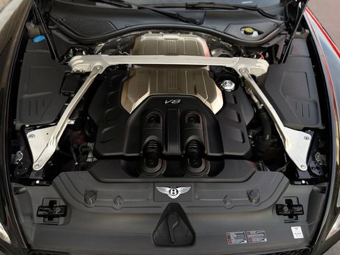 Used 2020 Bentley Continental GT image 41