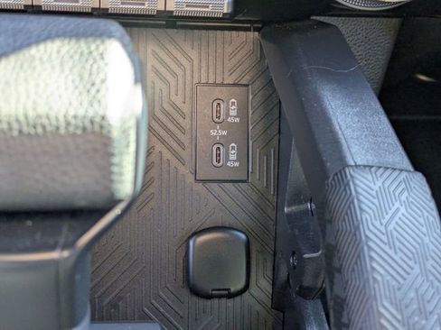 Used 2024 Toyota Tacoma SR image 17