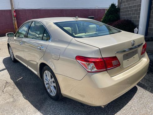 Used 2011 Lexus ES 350 FWD image 7