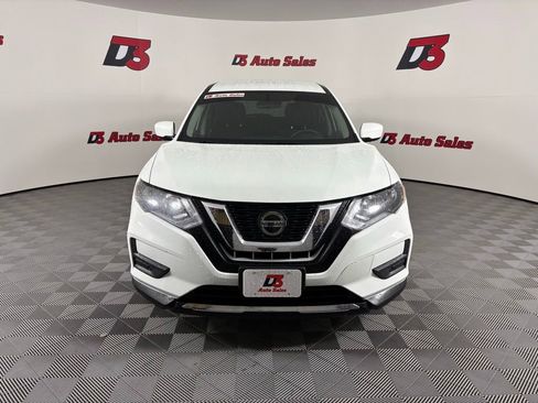 Used 2018 Nissan Rogue S FWD image 11