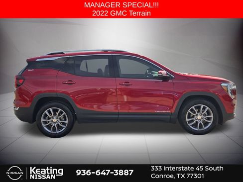Used 2022 GMC Terrain SLT FWD image 2