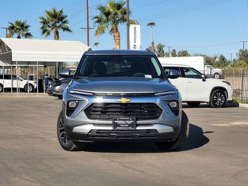 New 2026 Chevrolet TrailBlazer LT w/ Convenience Package image 2