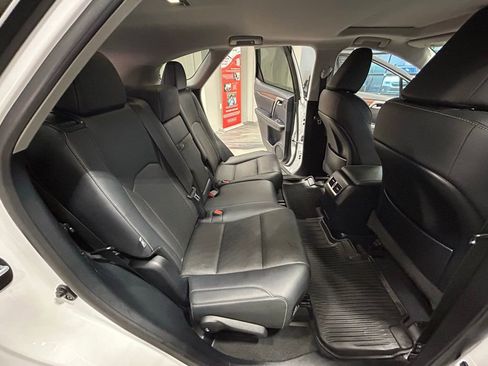 Used 2021 Lexus RX 350L Premium w/ Premium Package image 45