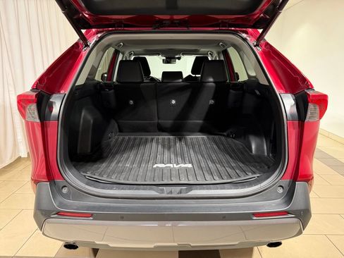 Used 2019 Toyota RAV4 Limited w/ Cold Weather Package AWD/4WD image 11