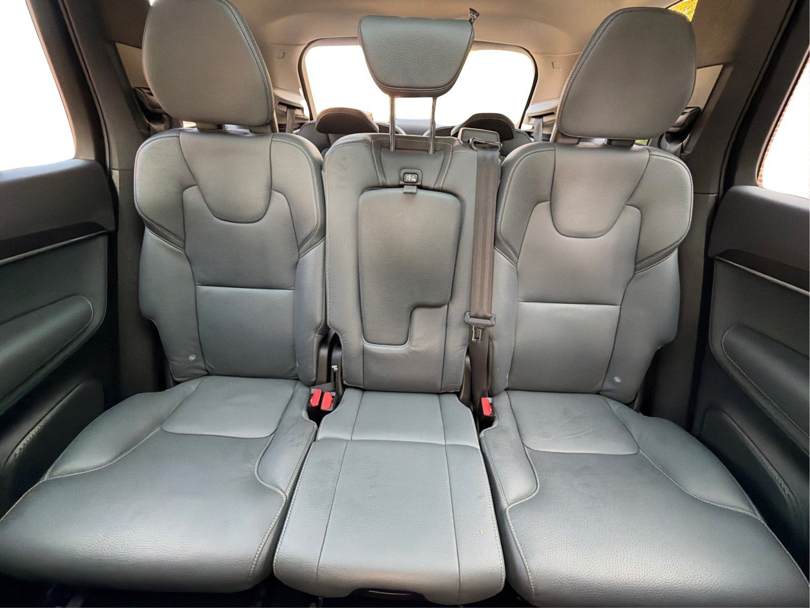 Used 2020 Volvo XC90 T6 Momentum w/ Protection Package Premier AWD/4WD image 40