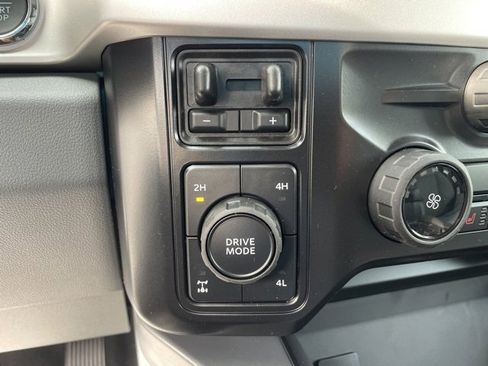 New 2026 Ford F250 XLT w/ XLT Premium Package image 16