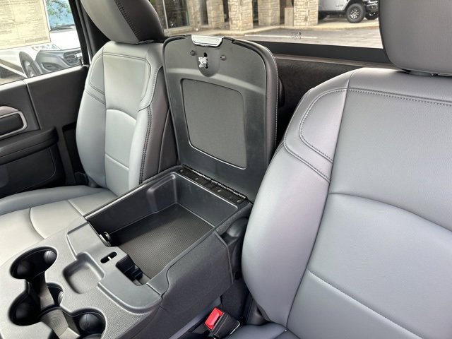 New 2024 RAM 3500 Tradesman AWD/4WD image 22