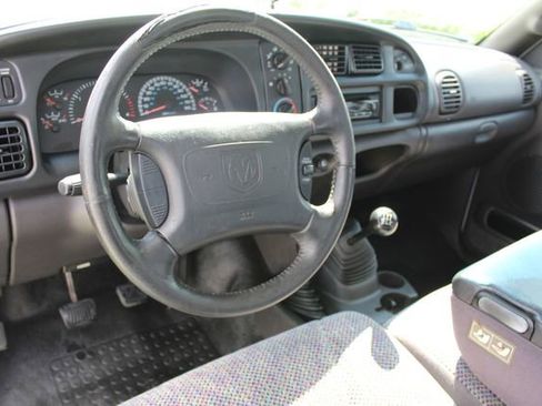 Used 1999 Dodge Ram 2500 Truck 4x4 Quad Cab image 10