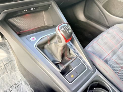 Used 2022 Volkswagen GTI S image 15