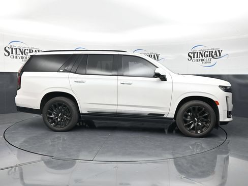 Used 2023 Cadillac Escalade Sport Platinum w/ LPO, ONYX Package AWD/4WD image 10