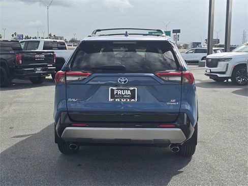 Used 2024 Toyota RAV4 SE image 6