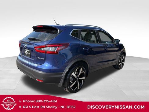 Certified 2022 Nissan Rogue Sport SL AWD/4WD image 6