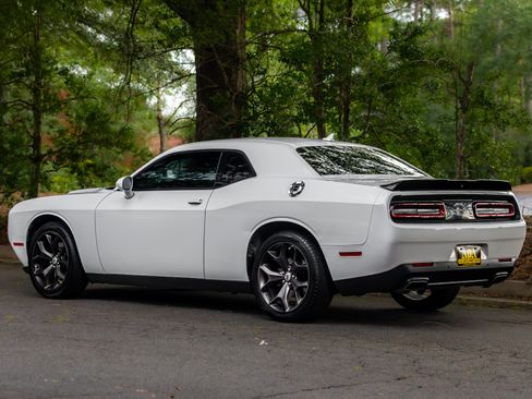 Used 2018 Dodge Challenger SXT Plus RWD image 49