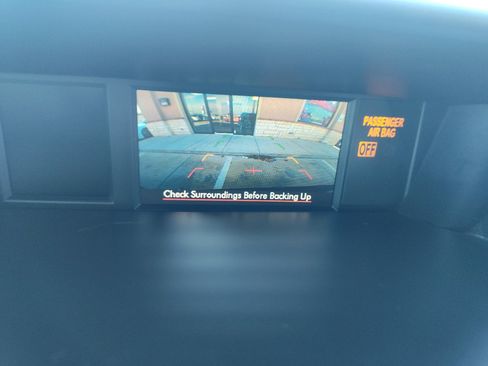 Used 2014 Subaru Forester 2.5i Touring image 21