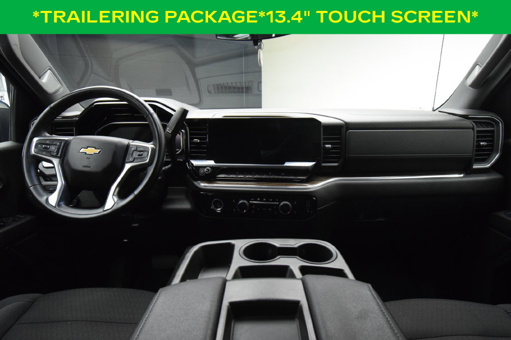 Used 2024 Chevrolet Silverado 1500 LT AWD/4WD image 3