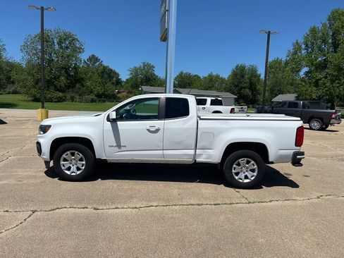 Used 2021 Chevrolet Colorado LT w/ Fleet Safety Package image 2
