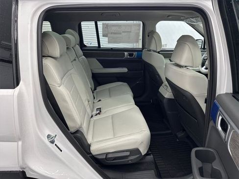 New 2026 Hyundai Santa Fe Limited image 17