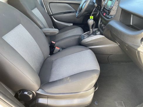 Used 2022 RAM ProMaster City Tradesman FWD image 15