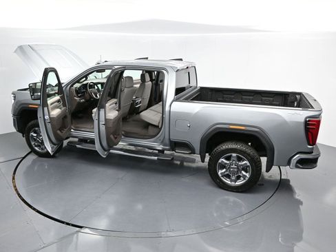 Used 2025 GMC Sierra 2500 SLT w/ SLT Premium Package image 45