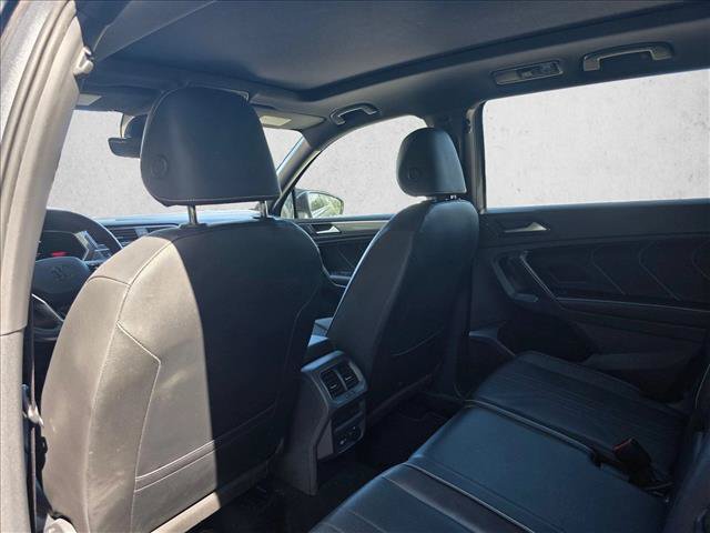 Used 2023 Volkswagen Tiguan SE R-Line FWD image 12