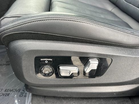 Used 2019 BMW X5 xDrive40i w/ M Sport Package image 15