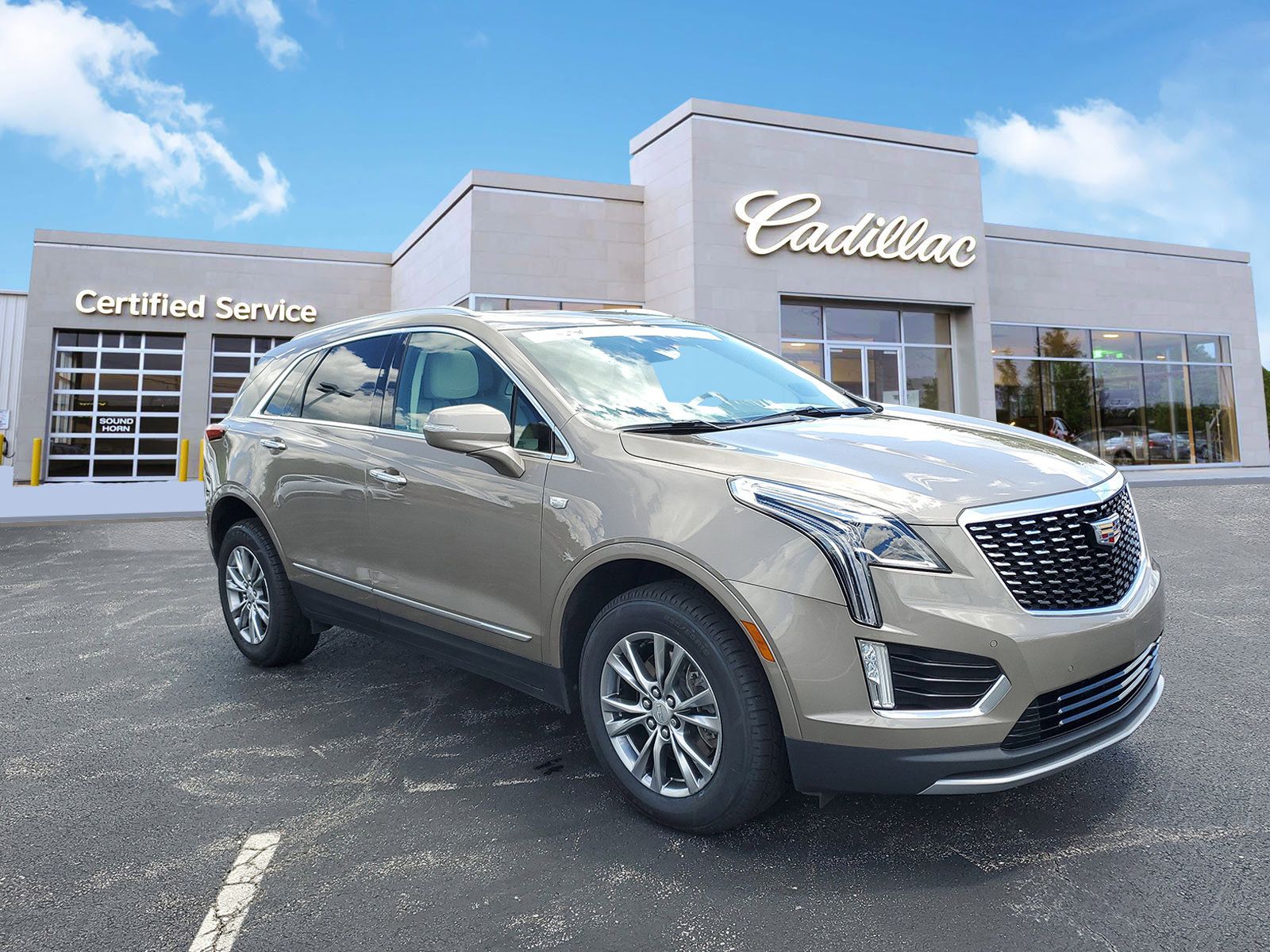 Certified 2023 Cadillac XT5 Premium Luxury AWD/4WD image 4
