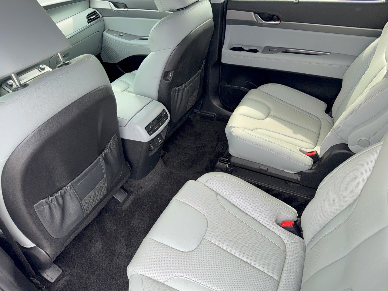 Used 2021 Hyundai Palisade SEL w/ Premium Package FWD image 25