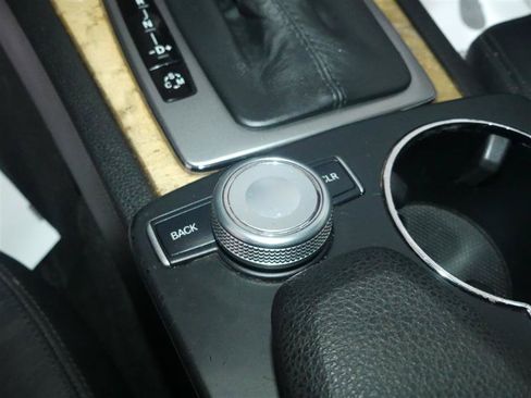 Used 2009 Mercedes-Benz C 63 AMG Sedan image 32