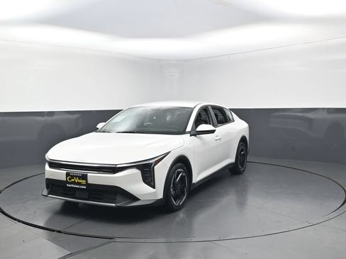Used 2025 Kia K4 EX FWD image 5