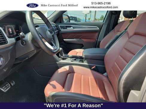 Used 2023 Volkswagen Atlas Cross Sport SEL Premium R-Line AWD/4WD image 27
