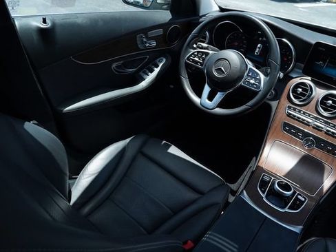 Used 2019 Mercedes-Benz C 300 Sedan image 23