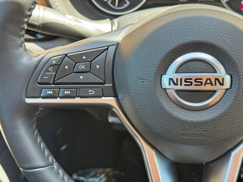 Used 2023 Nissan Sentra SV w/ SV Premium Package image 20