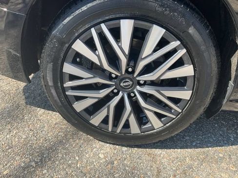 Used 2023 Nissan Altima 2.5 SV FWD image 33