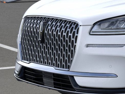New 2026 Lincoln Corsair Premiere image 17