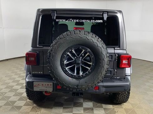 Used 2026 Jeep Wrangler Rubicon AWD/4WD image 6