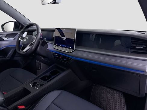 New 2026 Volkswagen Tiguan SE R-Line AWD/4WD image 29