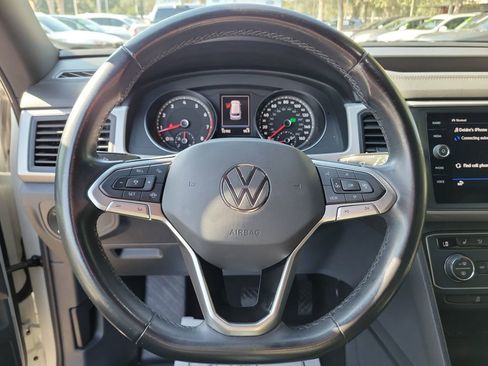 Used 2020 Volkswagen Atlas Cross Sport SE image 24