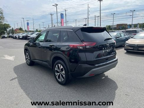 Certified 2023 Nissan Rogue SV w/ SV Premium B Package AWD/4WD image 5