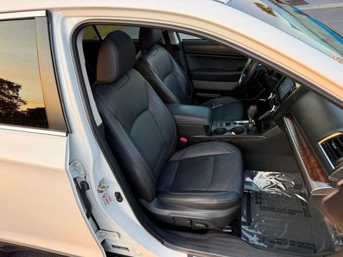 Used 2018 Subaru Outback 2.5i Limited image 29