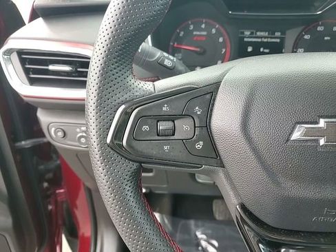 Used 2023 Chevrolet TrailBlazer RS image 17