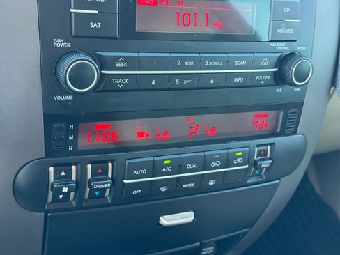 Used 2009 Kia Borrego EX w/ Leather Pkg image 29