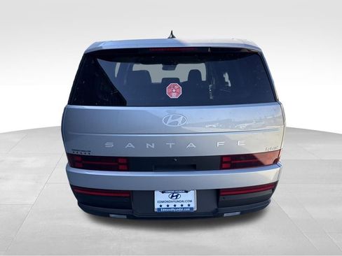New 2026 Hyundai Santa Fe SE FWD image 8
