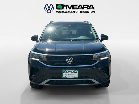 Used 2024 Volkswagen Taos SE FWD image 8