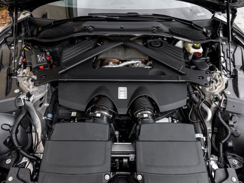 Used 2024 Aston Martin DB12 image 58