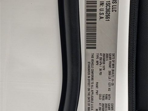 New 2025 Jeep Grand Cherokee Limited w/ Black Appearance Package image 26